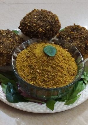 தலைப்பு : கறிவேப்பிலை இட்லி பொடி செய்முறை முக்கிய புகைப்படம்