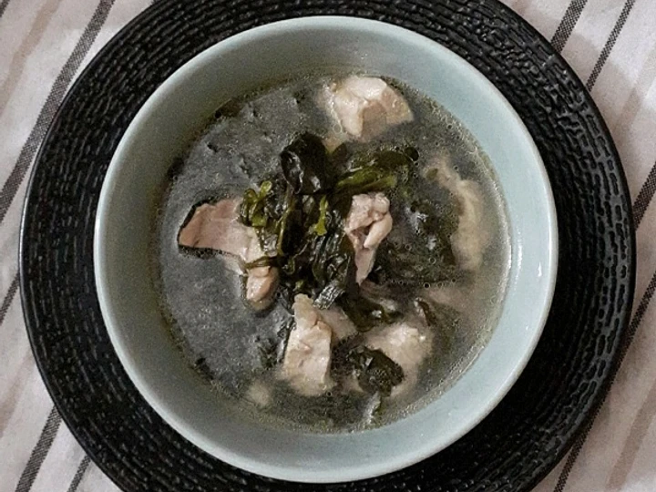 Langkah Mudah untuk Membikin Resep 577. Sup Ayam Daun Ginseng Jawa yang Bisa Manjain Lidah Anti Ribet, Sempurna