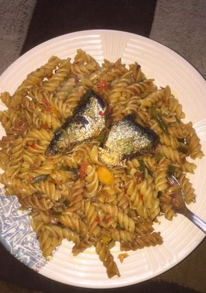 Jollop macaroni ainihin hoton girkin