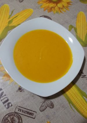 Foto principal de Crema de calabaza y manzana con Thermomix