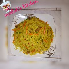 Fried spaghetti A picture of Fried spaghetti.