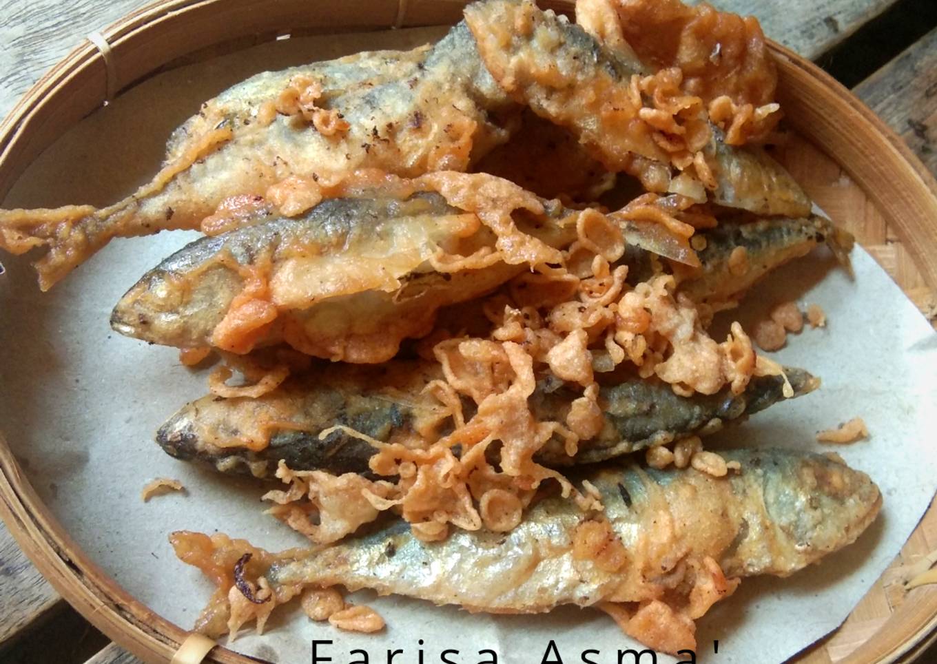 Ikan keranjang goreng tepung