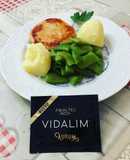 Judía verde con patatas y hamburguesa de pollo a la plancha con aderezo VIDALIM
