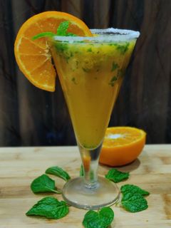 ऑरेंज मोहितो (Orange Mojito Recipe in Hindi) रेसिपी मुख्य फोटो
