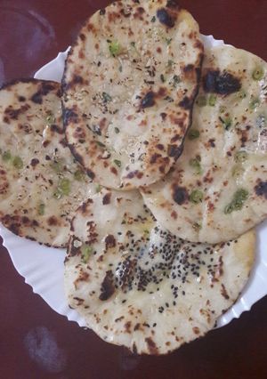 A picture of Naan.