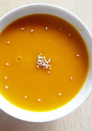 Hình của món Soup bí đỏ béo ngậy.