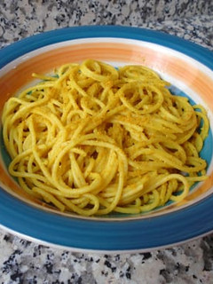 Una foto de Espaguetis con rawmesan