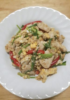 รูปของ ไก่ผัดไข่
