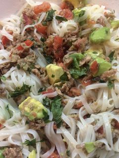 Una foto de Fetuccini de arroz