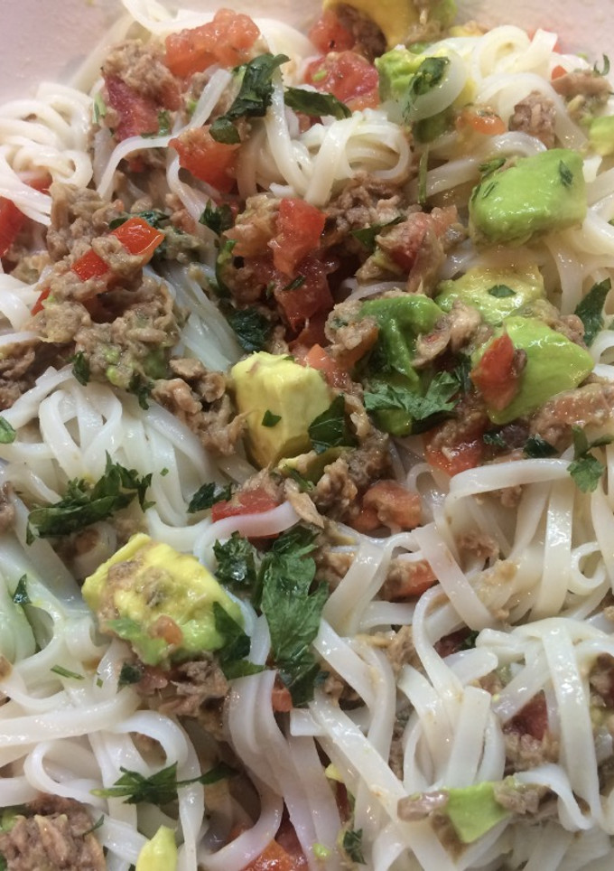 Una foto de Fetuccini de arroz