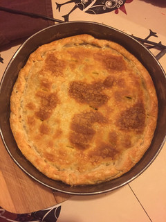 Una foto de Pastel de carne estilo pascualina