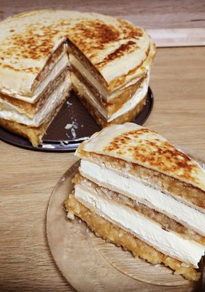 Almás - vaníliás rakott palacsinta recept fotója