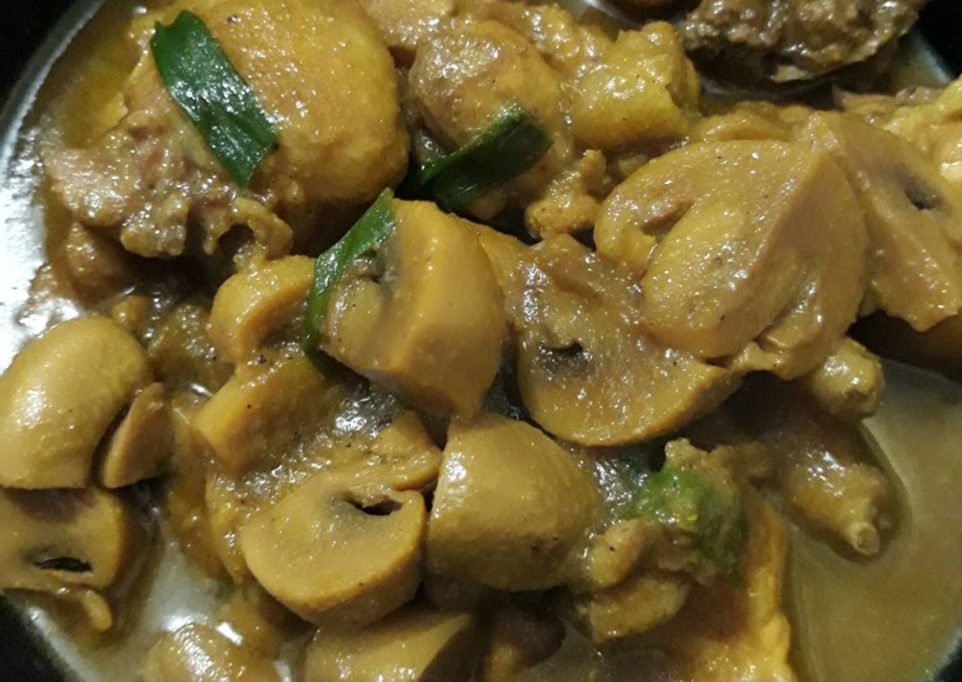 Ayam Jamur Isian Mie Ayam