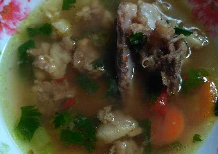 Sop sapi uenakk