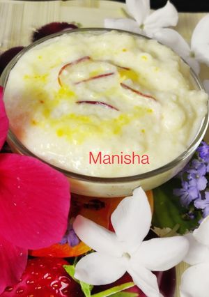 A picture of Kesari Phirni (Saffron Rice Kheer).
