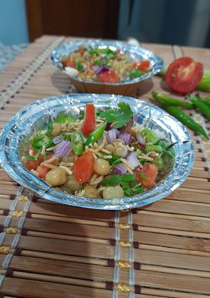 A picture of Yellow Pea Chaat.