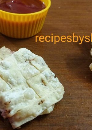 पापड़ के वेजिटेबल मेट समोसे (papad ke vegetable mat samose recipe in Hindi) रेसिपी मुख्य फोटो