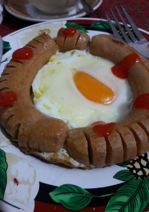 Foto resep Egg in The Ring (telur sosis)