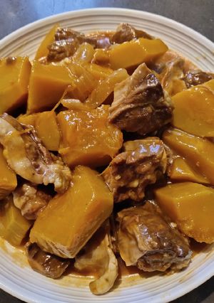 A picture of Beef Casserole with Squash.