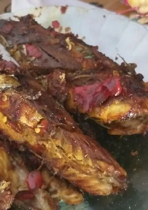 Foto resep Ikan goreng bumbu bakar ala mak.e naura