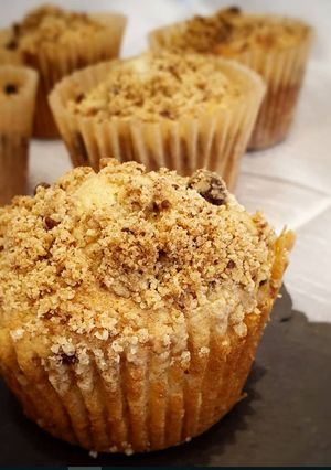 A picture of Apple Crumble Muffin.