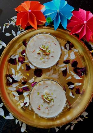 A picture of Gud ki kheer.