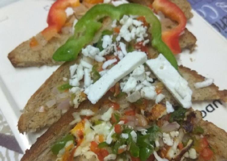 Simple Way to Make Super Quick Homemade Mixed capsicum bread grilled pizza