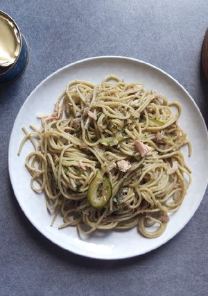 Une photo de Pâtes magiques : thon courgettes menthe