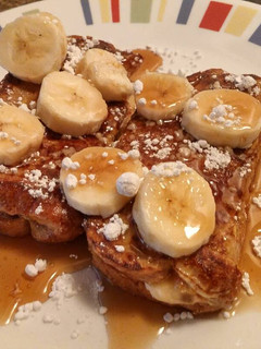 A picture of Peanut Butter & Banana Stuffed French Toast.