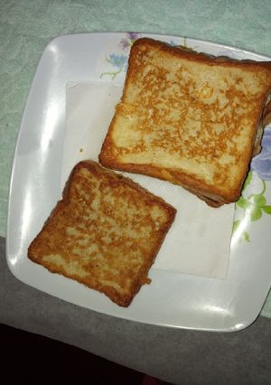 A picture of Fluffy French toast.