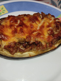 Una foto de Berenjenas rellenas de carne con bechamel