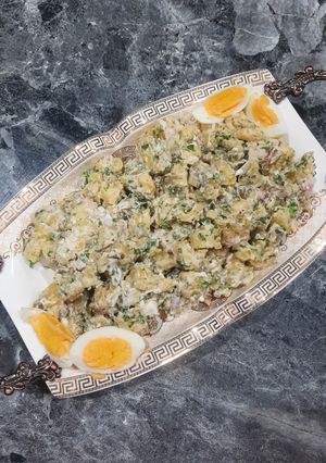 عکسی از دستور سالاد سیب زمینی آلمانی(kartoffelsalat)