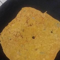 A picture of Aloo chapati.