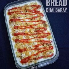 A picture of Bread dahi baray.