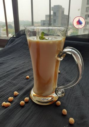 A picture of Caramel Lassi.