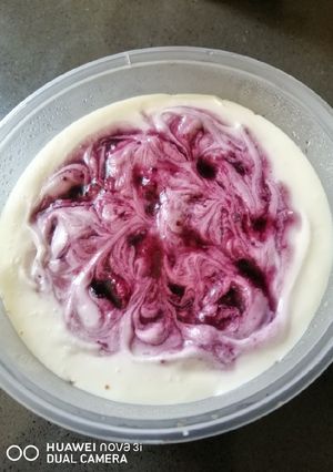 A picture of Blueberry Cheese Cream.