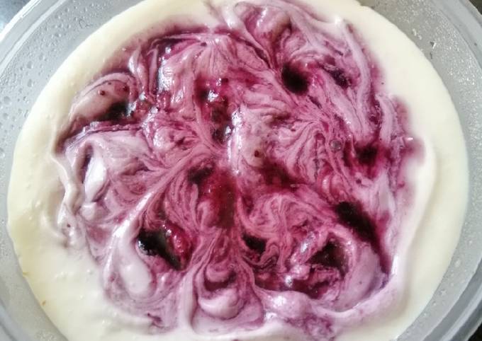 Steps to Make Perfect Blueberry Cheese Cream