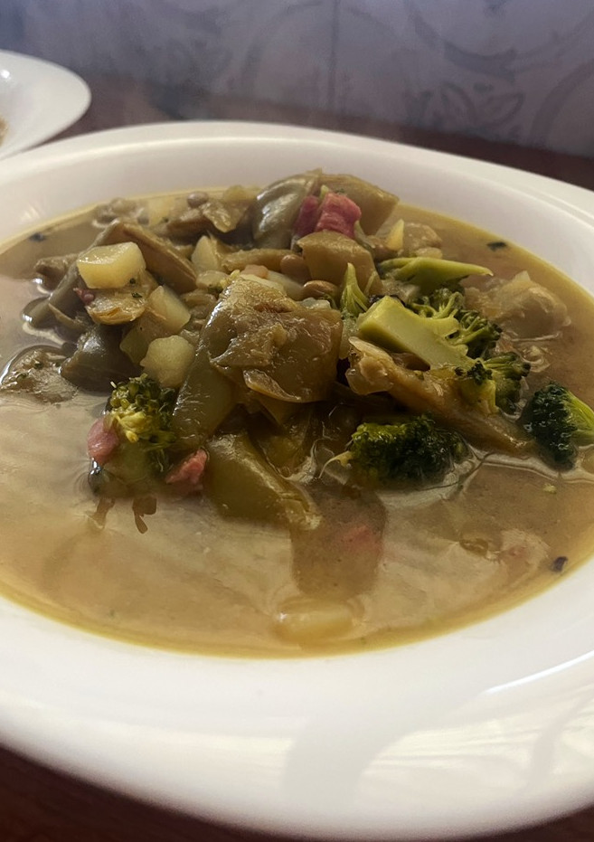 Una foto de Judías verdes con brócoli y caldo de verduras