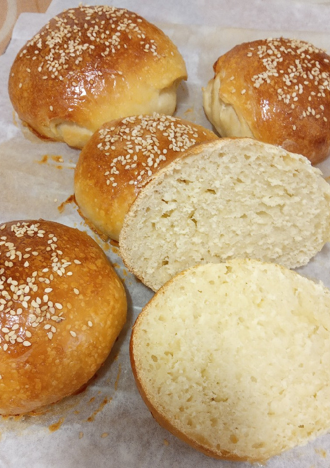 Una foto de Pan de hamburguesa con masa madre.(A mi manera)