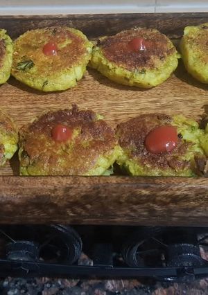 A picture of Sweet potato tikki.