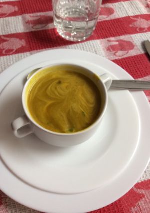 Una foto de Crema de calabaza suave