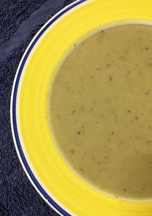 Foto principal de Súper Sopa de cebolla con tomillo 🌿