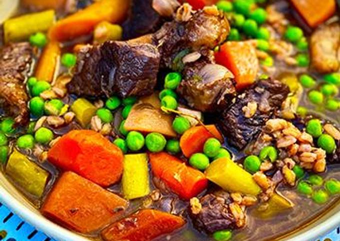 Recipe of Jamie Oliver Wagyu Beef Ragout with Braised Vegetables and Farro