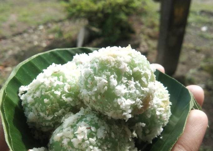 Resep Klepon Oleh Devia Kitchen Cookpad