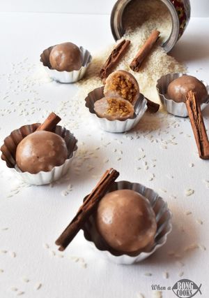 A picture of Manda Pitha with Cinnamon-Ginger Flavour.