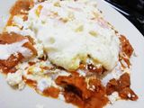 Chilaquiles rojos
