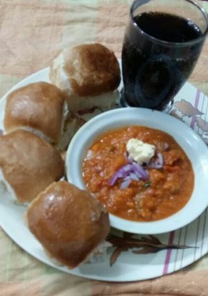 A picture of Pav bhaji.
