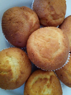 A picture of Lemon Queens Cakes.