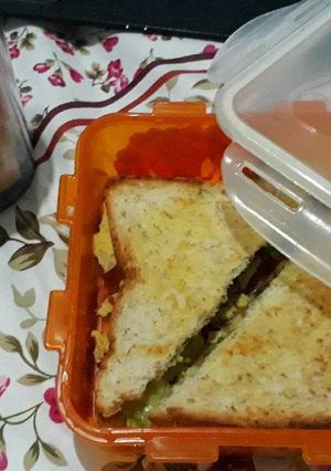 Foto resep Avocado Toast With Scrambled Egg