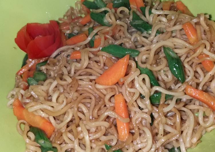 Cara Gampang Membuat Mie goreng sayur yang Enak